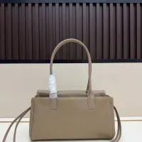 $102.00 USD Chanel AAA Quality Shoulder Bags For Women #1440931