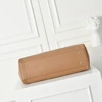$100.00 USD Chanel AAA Quality Shoulder Bags For Women #1441148