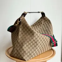 $88.00 USD Gucci AAA Quality Handbags For Women #1441386