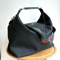 $88.00 USD Gucci AAA Quality Handbags For Women #1441389