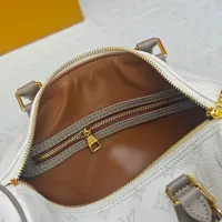 $80.00 USD Louis Vuitton AAA Quality Handbags For Women #1441702