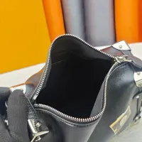 $82.00 USD Louis Vuitton AAA Quality Messenger Bags For Women #1441728