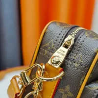 $72.00 USD Louis Vuitton AAA Quality Messenger Bags For Women #1441732