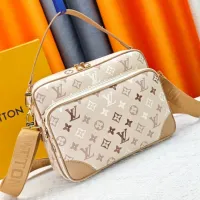 $72.00 USD Louis Vuitton AAA Quality Messenger Bags For Women #1441733