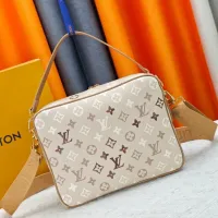 $72.00 USD Louis Vuitton AAA Quality Messenger Bags For Women #1441733
