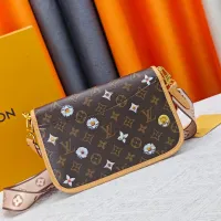 $72.00 USD Louis Vuitton AAA Quality Messenger Bags For Women #1441745