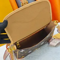 $72.00 USD Louis Vuitton AAA Quality Messenger Bags For Women #1441745