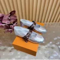 $102.00 USD Louis Vuitton Flat Shoes For Women #1442037