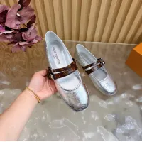 $102.00 USD Louis Vuitton Flat Shoes For Women #1442037
