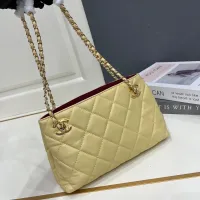 $82.00 USD Chanel AAA Quality Shoulder Bags For Women #1443106