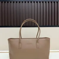 $96.00 USD Chanel AAA Quality Shoulder Bags For Women #1443116