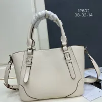 $115.00 USD Prada AAA Quality Handbags For Women #1443172
