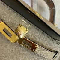 $222.00 USD Hermes AAA Quality Handbags For Women #1443356