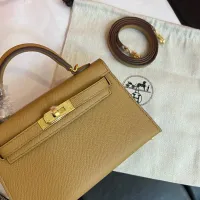 $222.00 USD Hermes AAA Quality Handbags For Women #1443357