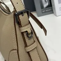$102.00 USD Prada AAA Quality Messenger Bags For Women #1443482