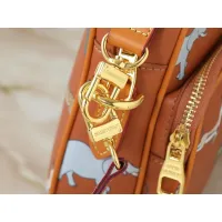 $60.00 USD Louis Vuitton Messenger Bags For Women #1443681
