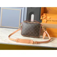 $60.00 USD Louis Vuitton Messenger Bags For Women #1443684