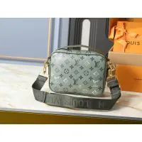 $60.00 USD Louis Vuitton Messenger Bags For Unisex #1443690