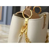$92.00 USD Louis Vuitton AAA Quality Handbags #1443711