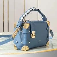 $230.00 USD Louis Vuitton AAA Quality Messenger Bags For Women #1443845