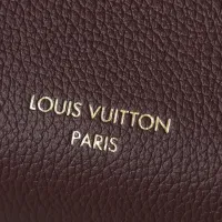 $235.00 USD Louis Vuitton AAA Quality Messenger Bags For Women #1443854