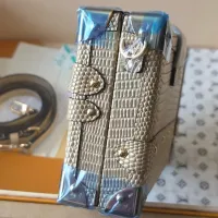 $170.00 USD Louis Vuitton AAA Quality Messenger Bags For Women #1443936