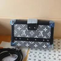 $170.00 USD Louis Vuitton AAA Quality Messenger Bags For Women #1443940
