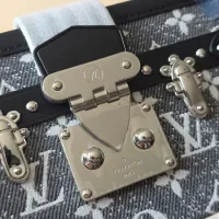 $170.00 USD Louis Vuitton AAA Quality Messenger Bags For Women #1443940