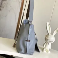 $202.00 USD Louis Vuitton AAA Quality Shoulder Bags For Women #1443969