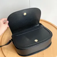 $82.00 USD Gucci AAA Quality Messenger Bags For Women #1444091