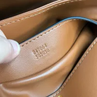 $80.00 USD Gucci AAA Quality Messenger Bags For Women #1444126