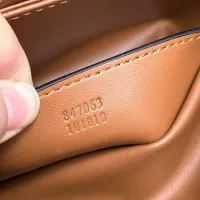 $82.00 USD Gucci AAA Quality Messenger Bags For Women #1444127