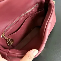 $85.00 USD Gucci AAA Quality Messenger Bags For Women #1444138