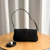 $68.00 USD Gucci AAA Quality Shoulder Bags For Women #1444183
