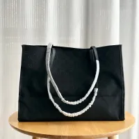 $82.00 USD Gucci AAA Quality Shoulder Bags For Women #1444198