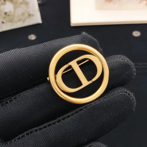 Christian Dior Brooches For Women #1447851 $25.00 USD, Wholesale Replica Christian Dior Brooches