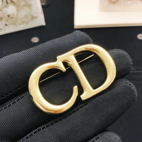 Christian Dior Brooches For Women #1447852 $27.00 USD, Wholesale Replica Christian Dior Brooches