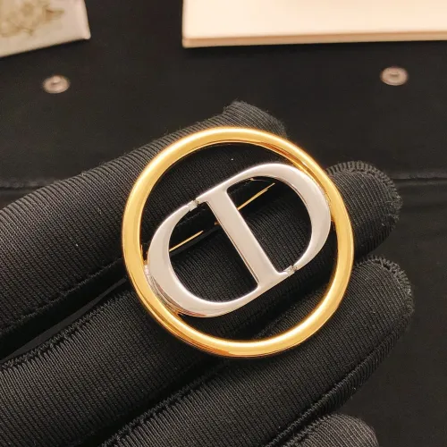 Christian Dior Brooches For Women #1447866 $25.00 USD, Wholesale Replica Christian Dior Brooches