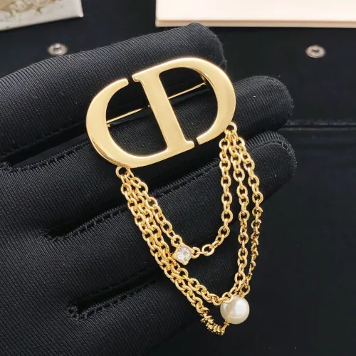 Christian Dior Brooches For Women #1447949 $27.00 USD, Wholesale Replica Christian Dior Brooches
