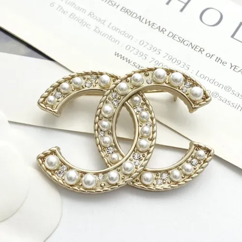 Chanel Brooches For Women #1449113