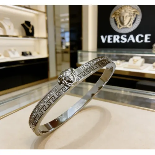 Versace Bracelets #1449312 $42.00 USD, Wholesale Replica Versace Bracelets