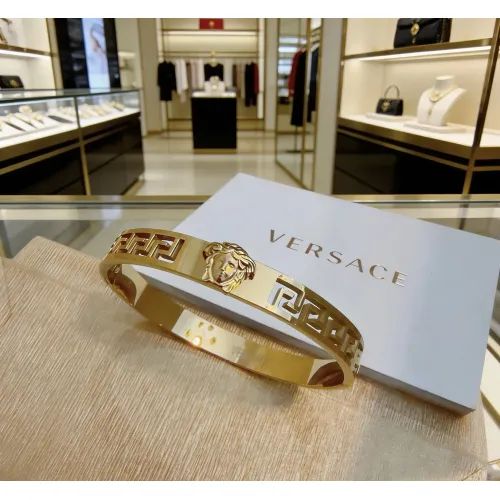 Versace Bracelets #1449313 $42.00 USD, Wholesale Replica Versace Bracelets