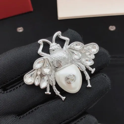 Gucci Brooches For Women #1449877 $29.00 USD, Wholesale Replica Gucci Brooches