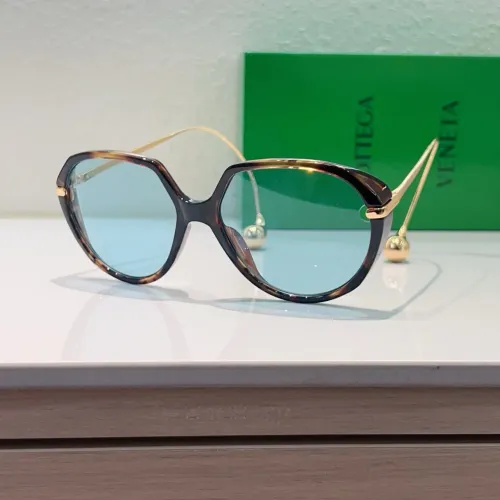 Bottega Veneta AAA Quality Sunglasses #1451500