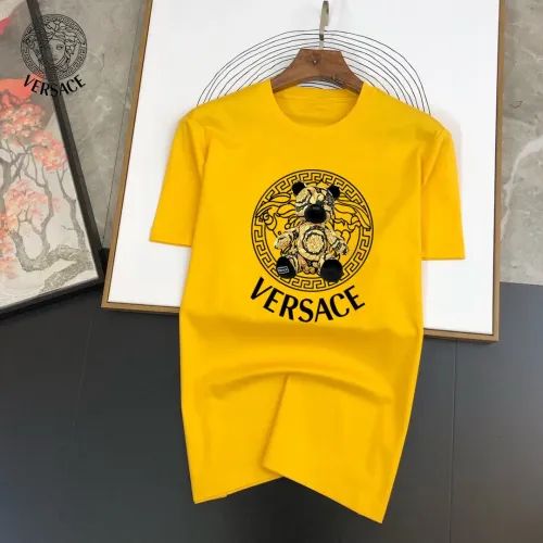 Versace T-Shirts Short Sleeved For Unisex #1451980 $25.00 USD, Wholesale Replica Versace T-Shirts