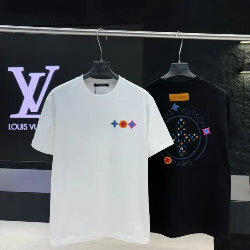 Replica Louis Vuitton LV T-Shirts Short Sleeved For Unisex #1453001 $40.00 USD for Wholesale