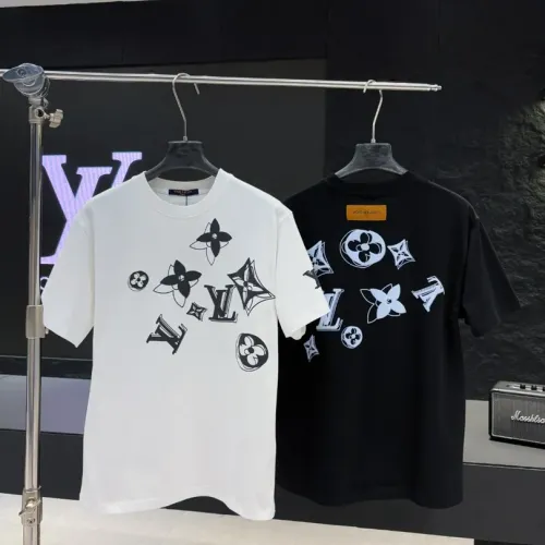 Replica Louis Vuitton LV T-Shirts Short Sleeved For Unisex #1453011 $40.00 USD for Wholesale