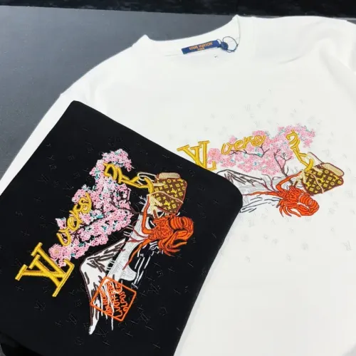 Replica Louis Vuitton LV T-Shirts Short Sleeved For Unisex #1453022 $40.00 USD for Wholesale