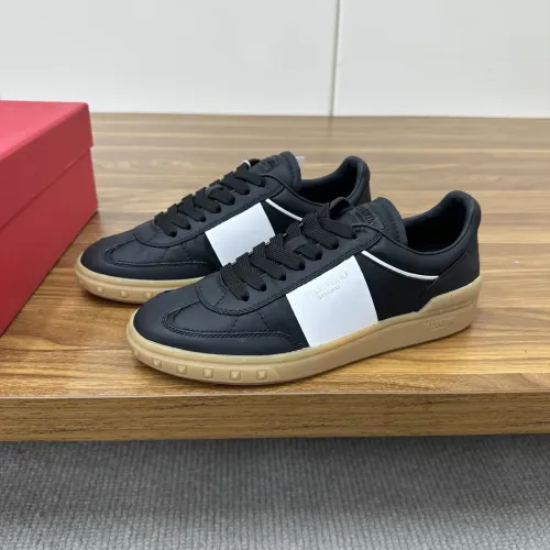 Valentino Casual Shoes For Men #1455612