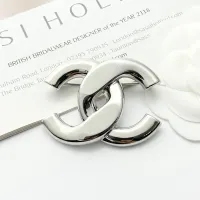 $29.00 USD Chanel Brooches For Women #1448869